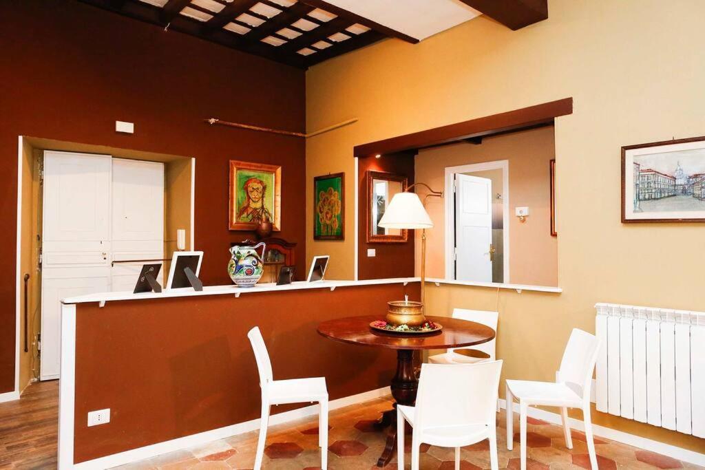 Apartamento Con Terrazzino Al Pantheon Roma